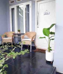 model teras rumah minimalis